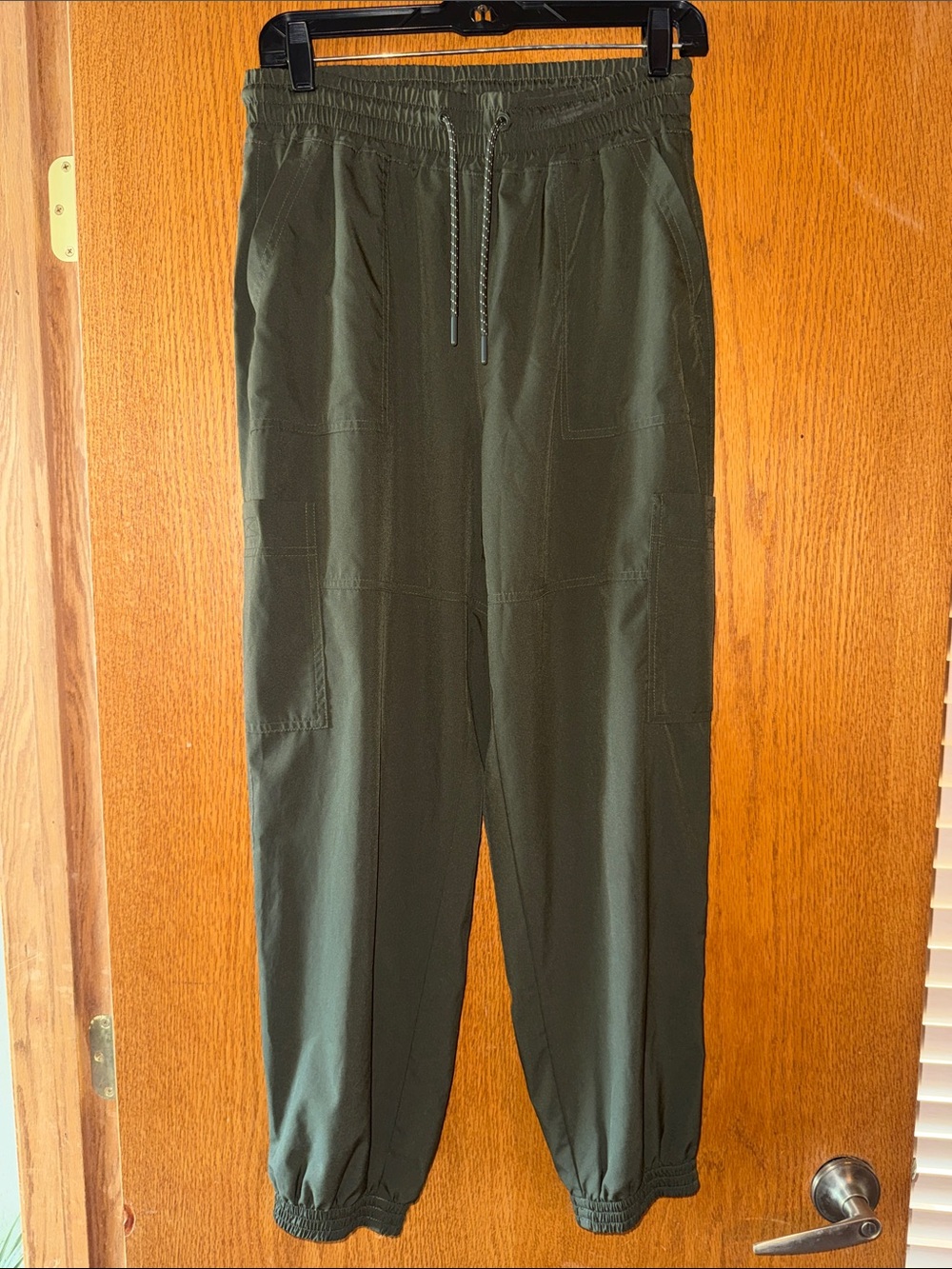 Old Navy Women’s Stretchtech Olive Green Drawstring Jogger Pants